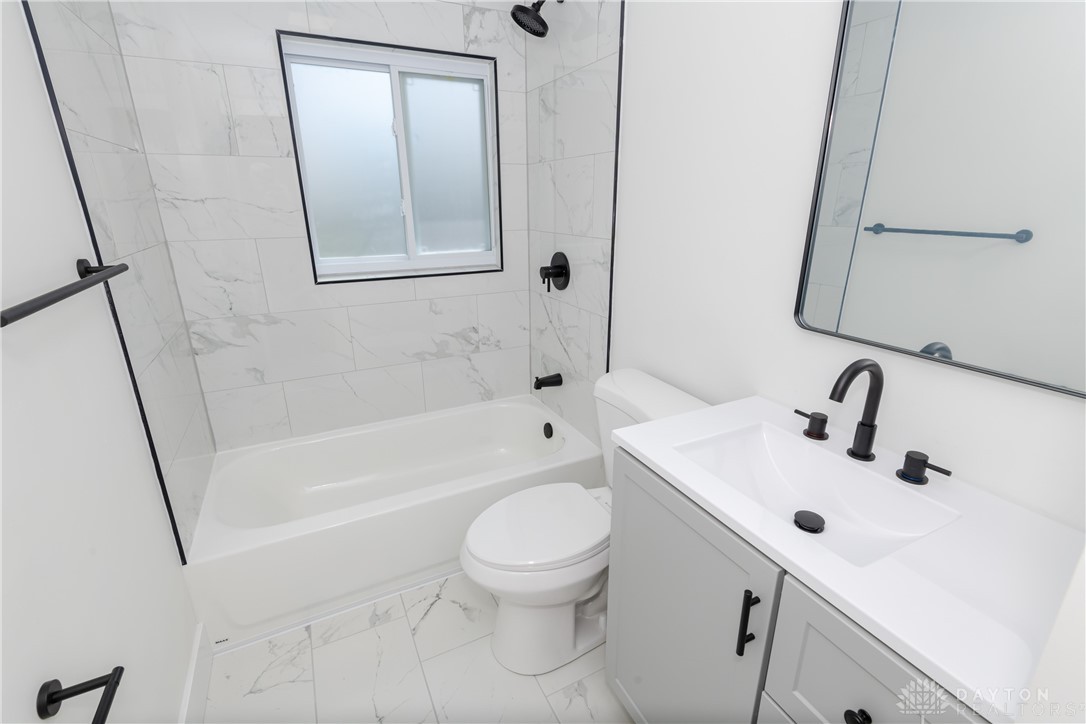 3132 Woonsocket Street, Springfield, Ohio image 11