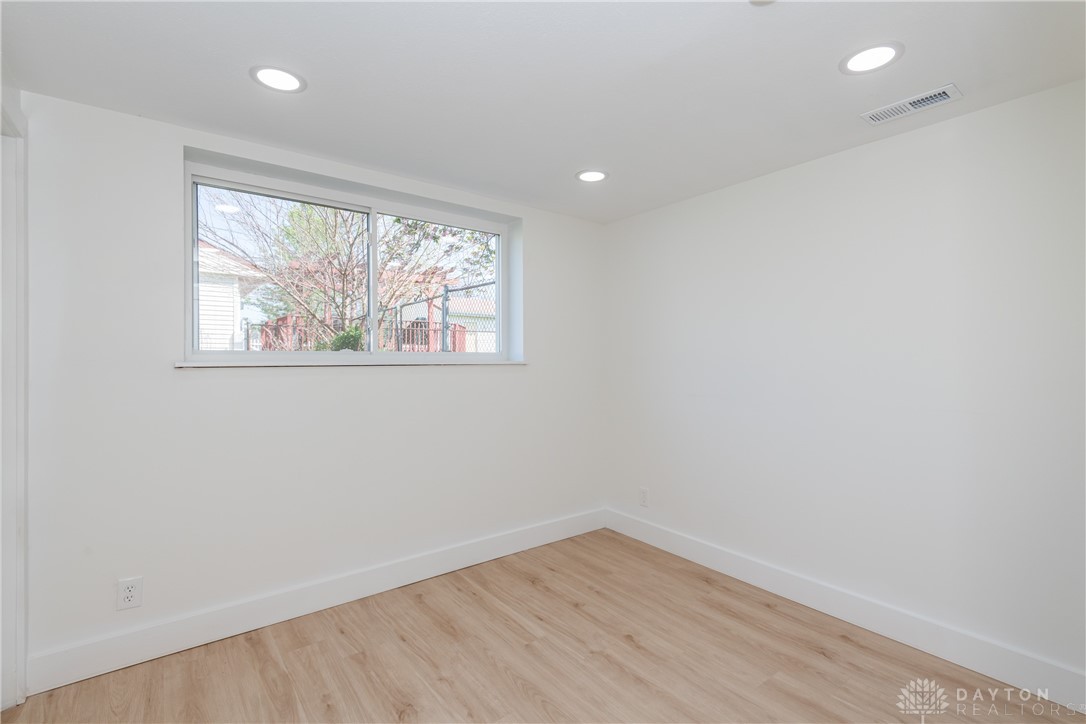 3132 Woonsocket Street, Springfield, Ohio image 17