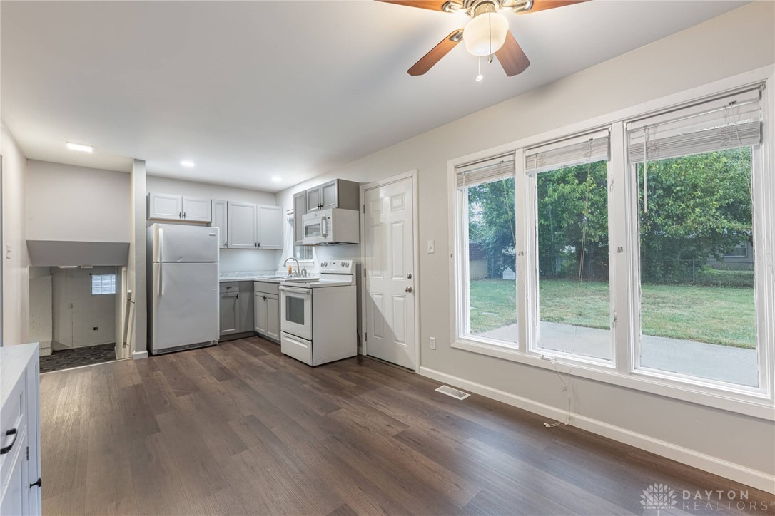 Dayton, Ohio 45416, United States, 3 Bedrooms Bedrooms, ,2 BathroomsBathrooms,Residential,Active,215751