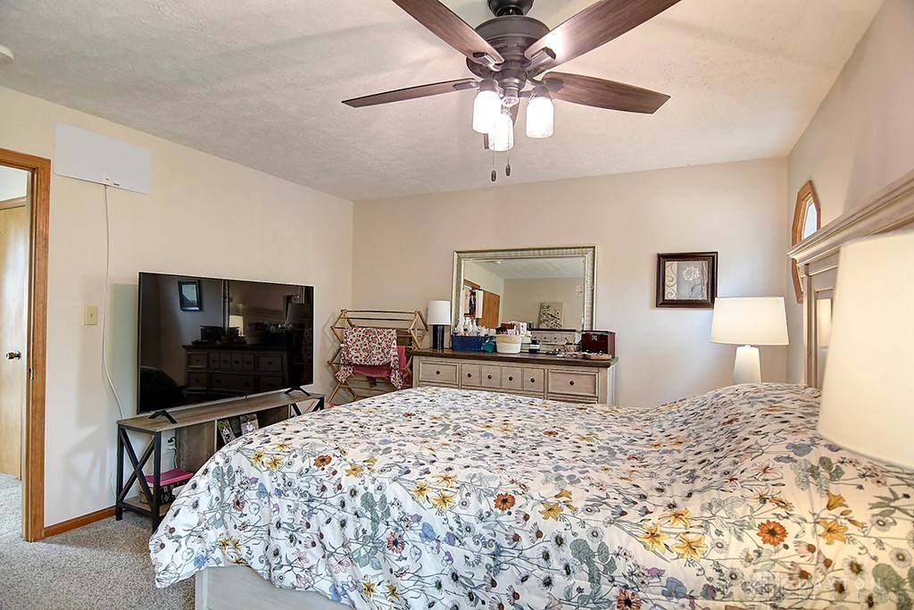 7780 Conservancy Road, Germantown, Ohio image 24