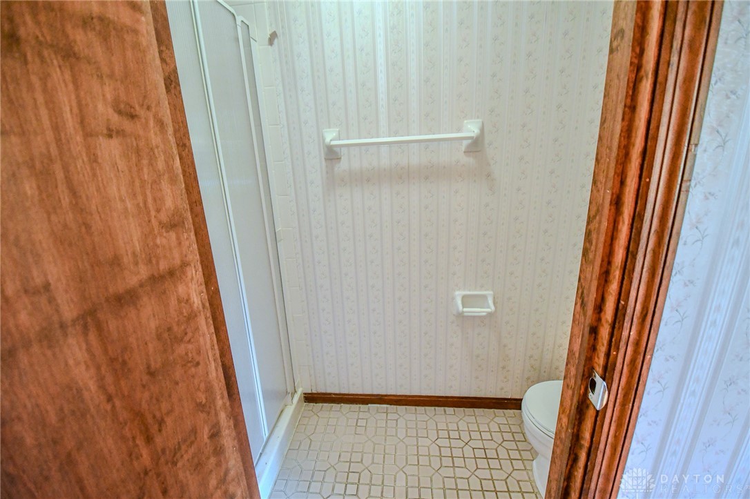 351 Signalfire Drive, Centerville, Ohio image 24
