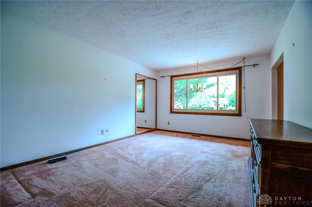 351 Signalfire Drive, Centerville, Ohio image 20