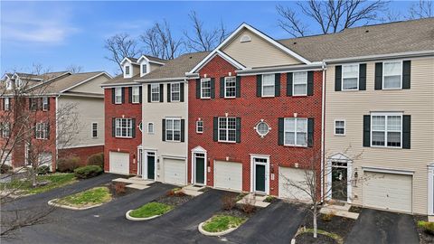 Photo of 4294 Straight Arrow Road, Beavercreek, OH 45430 (MLS # 955402)