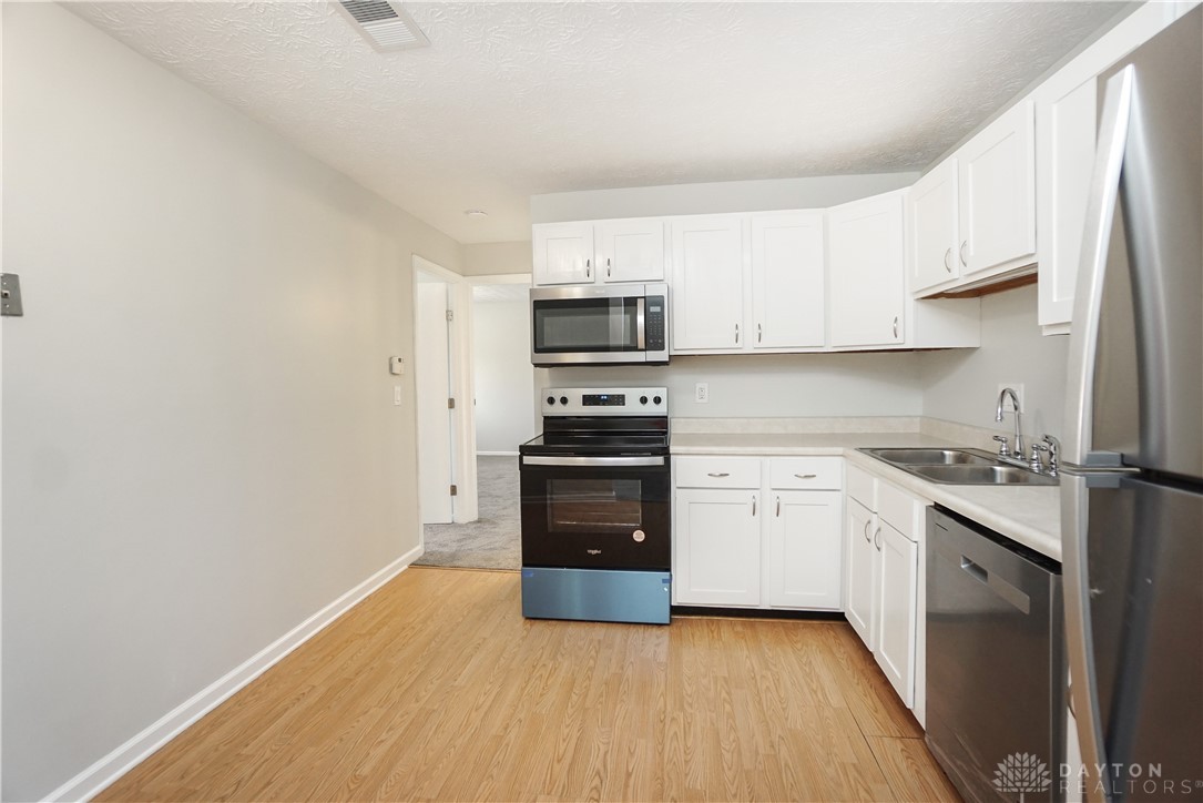 7234 Creekview Drive #9, Colerain Township, Ohio image 13