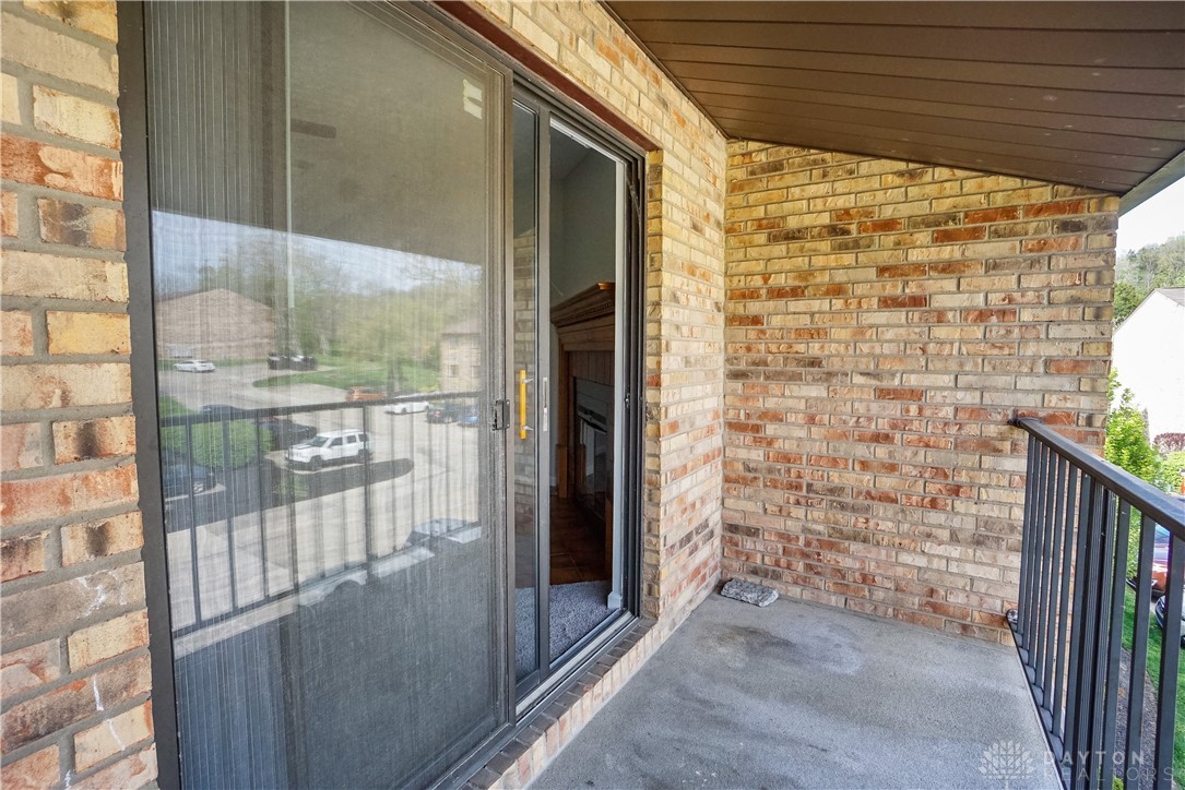 7234 Creekview Drive #9, Colerain Township, Ohio image 25