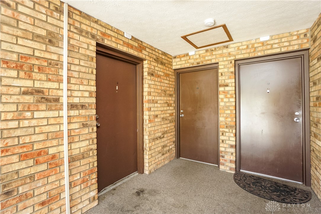 7234 Creekview Drive #9, Colerain Township, Ohio image 5