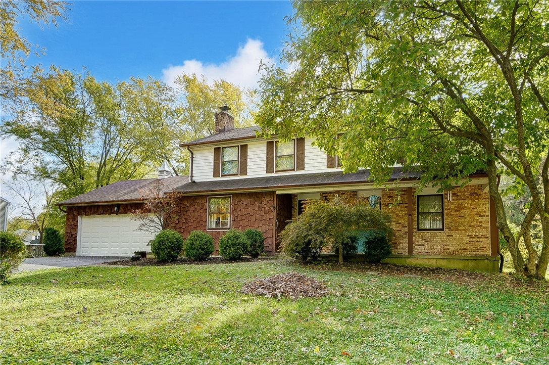 2563 Conwood Drive, Beavercreek, Ohio image 2