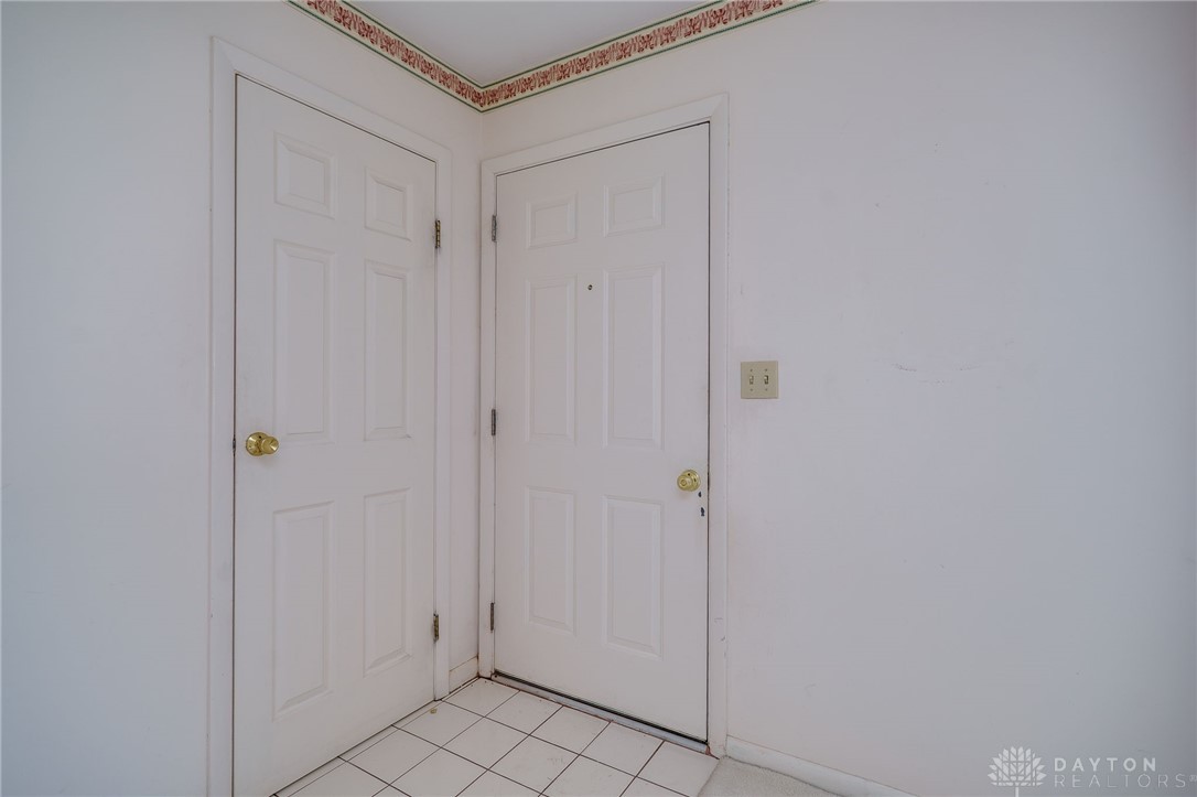 5419 Ruanda Court, Dayton, Ohio image 4