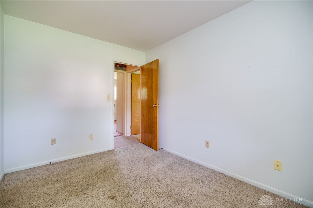5419 Ruanda Court, Dayton, Ohio image 24