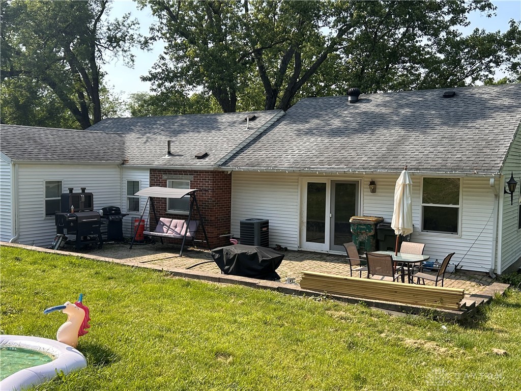 6732 Manning Road, Miamisburg, Ohio image 4