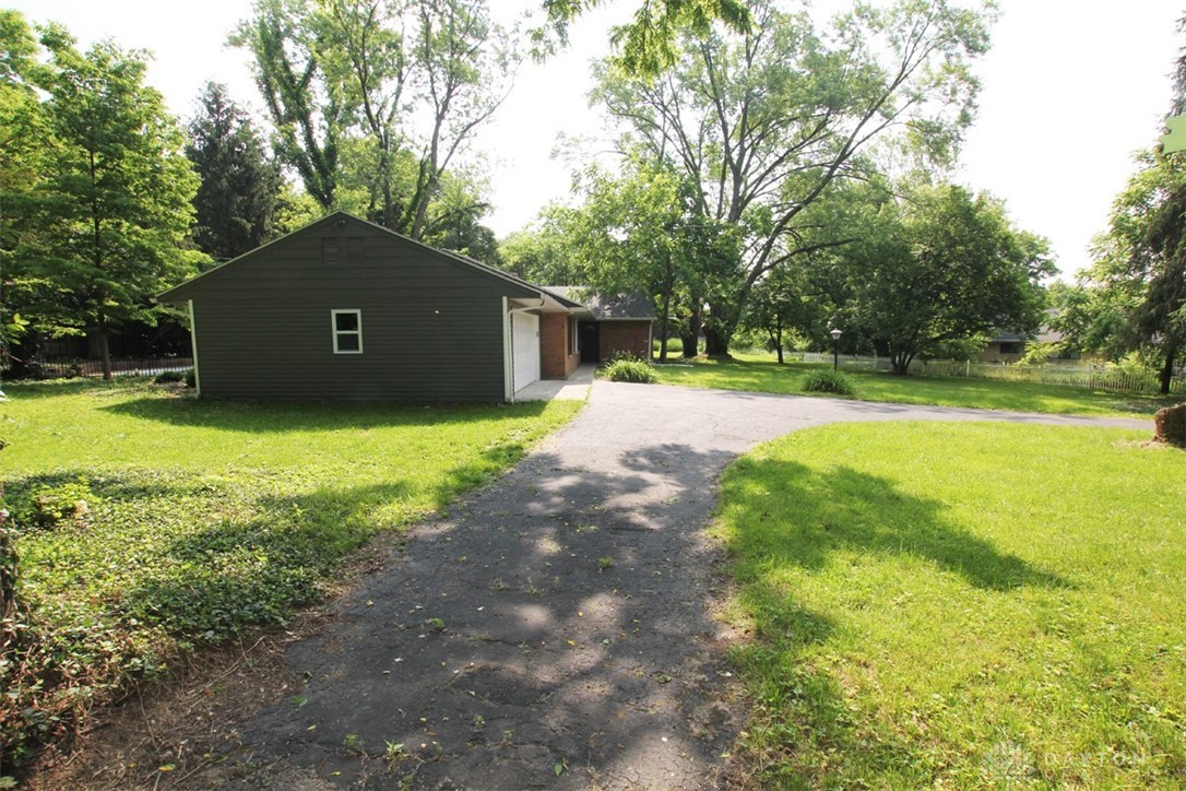 5292 Little Woods Lane, Dayton, Ohio image 6