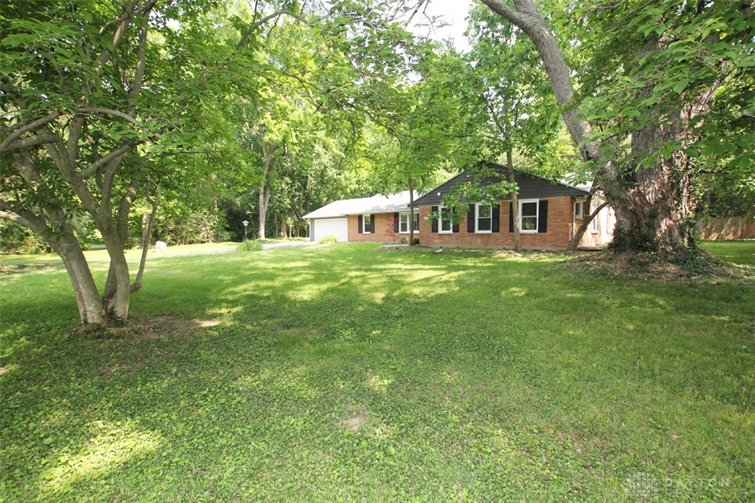 5292 Little Woods Lane, Dayton, Ohio image 3