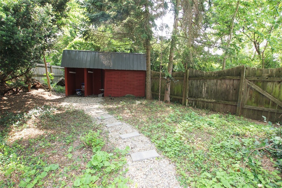 5292 Little Woods Lane, Dayton, Ohio image 12