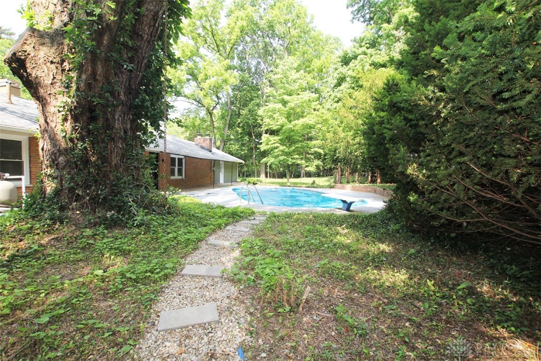 5292 Little Woods Lane, Dayton, Ohio image 13