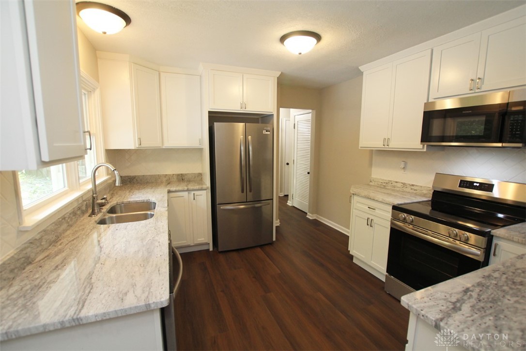 5292 Little Woods Lane, Dayton, Ohio image 22