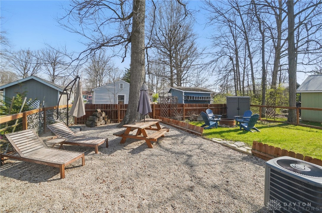 9436 Cottonwood Drive, Huntsville, Ohio image 29