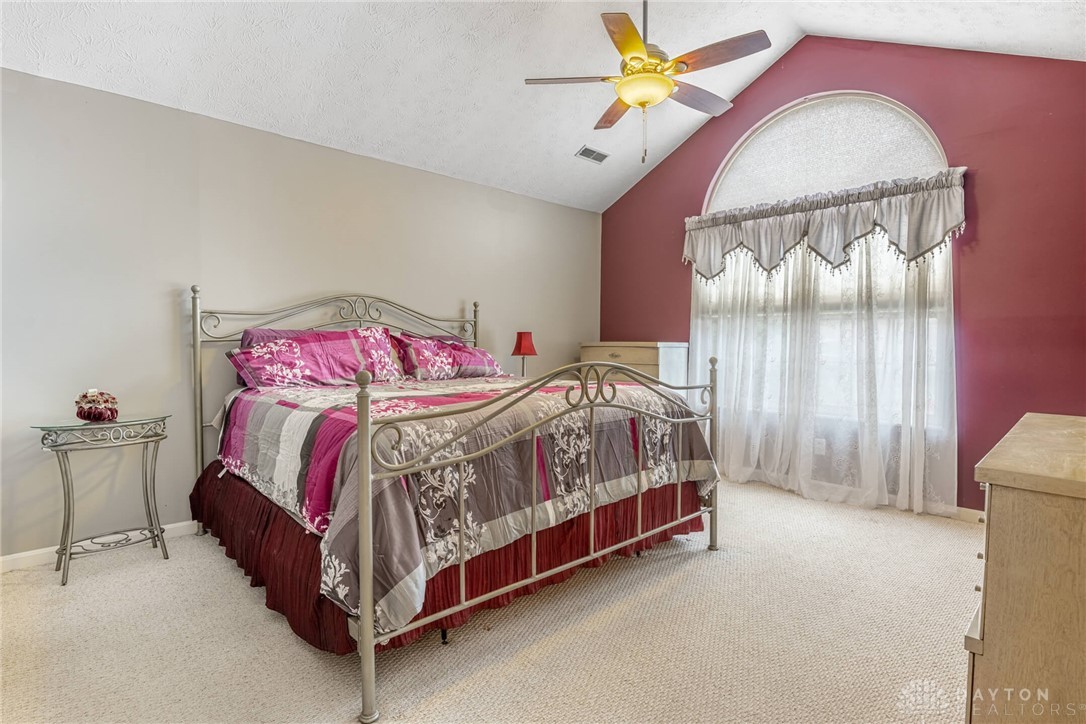 91 Villa Pointe Drive, Springboro, Ohio image 19