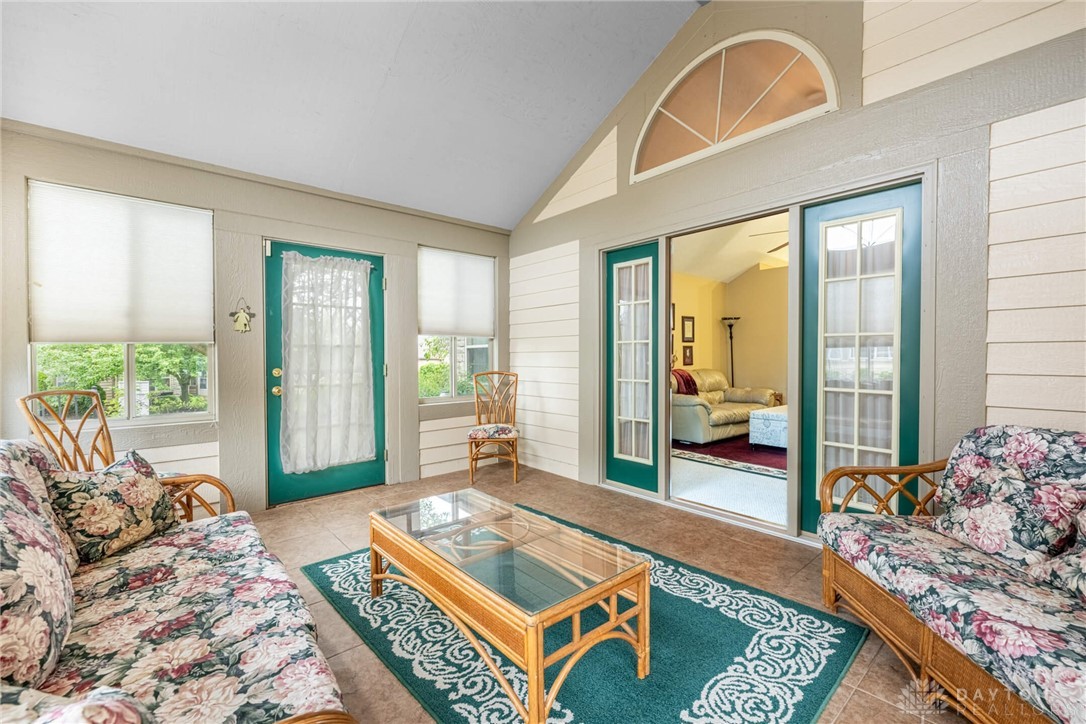 91 Villa Pointe Drive, Springboro, Ohio image 18