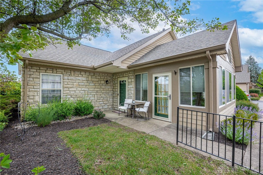 91 Villa Pointe Drive, Springboro, Ohio image 3