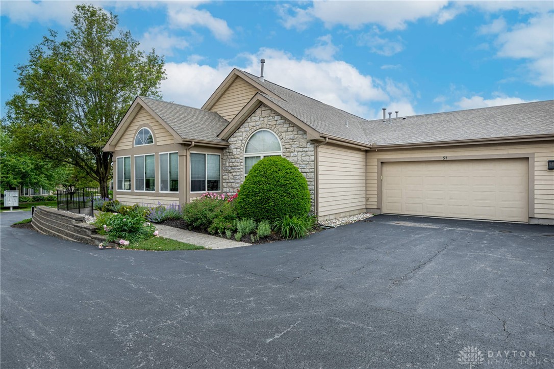 91 Villa Pointe Drive, Springboro, Ohio image 4