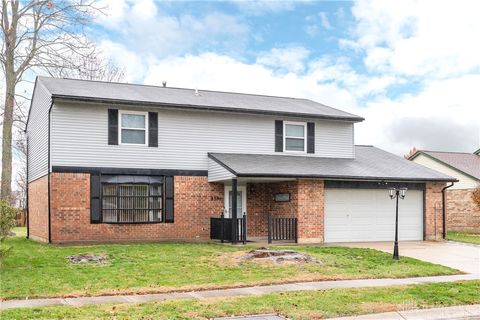 Photo of 8581 Pinegate Way, Huber Heights, OH 45424 (MLS # 948596)