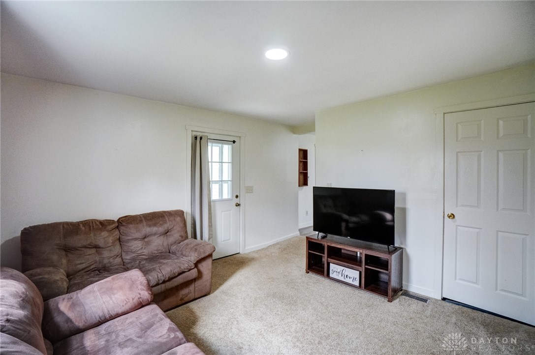 2220 Superior Avenue, Springfield, Ohio image 7