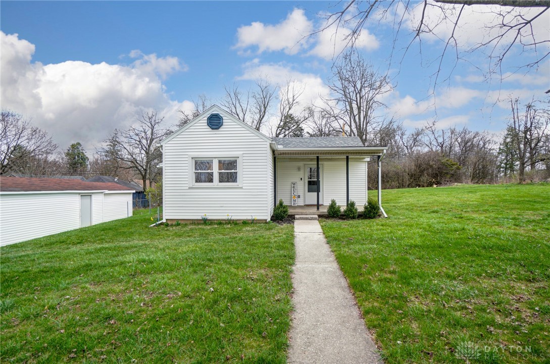 2220 Superior Avenue, Springfield, Ohio image 1