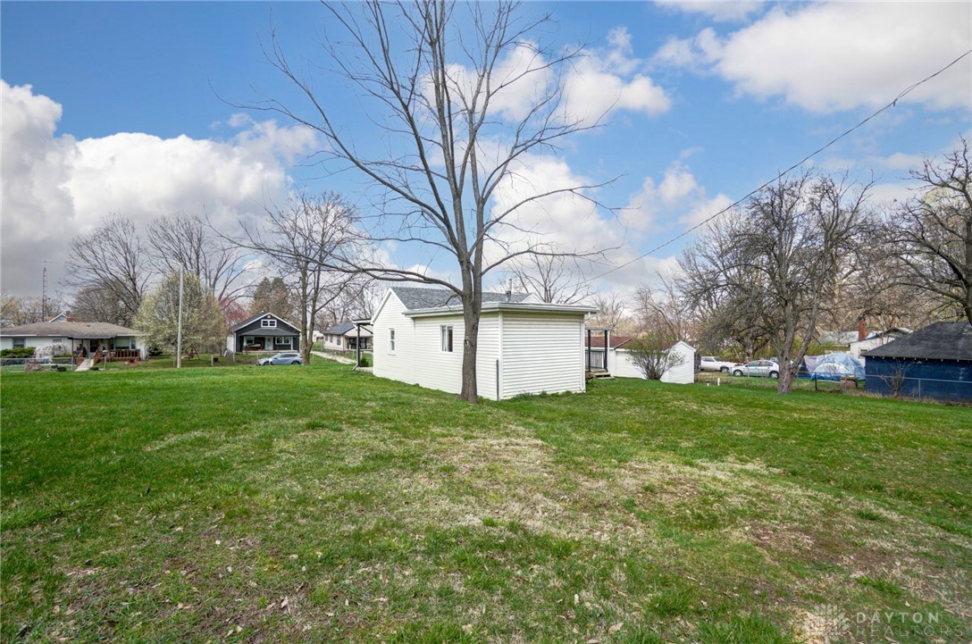 2220 Superior Avenue, Springfield, Ohio image 28