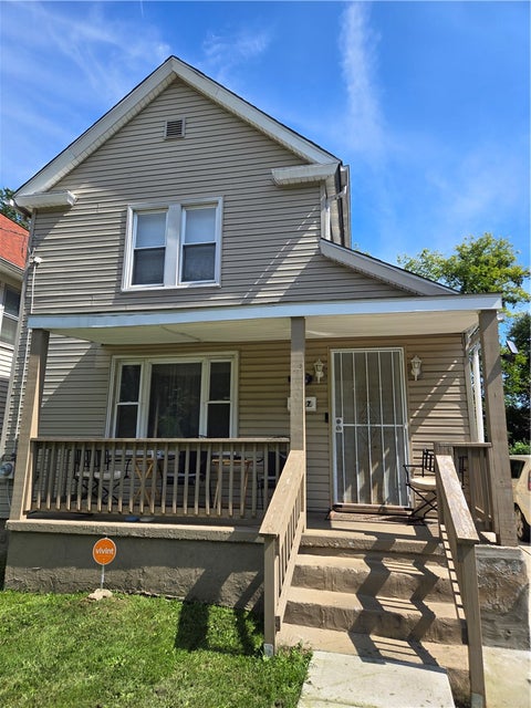 Homes For Sale - 1007 Laurel Ave<br/> Akron, OH 44307