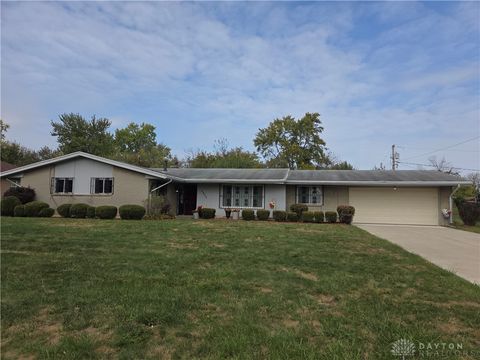 Photo of 5357 Dushore Drive, Dayton, OH 45417 (MLS # 946105)