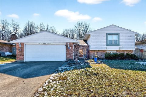 Photo of 5770 Charlesgate Road, Dayton, OH 45424 (MLS # 953220)