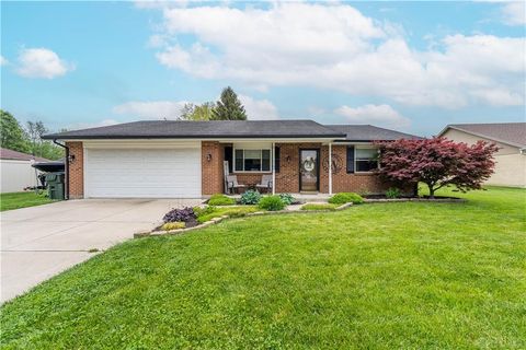 3330 Honeysuckle Drive, Troy, OH 45373 - #: 910505
