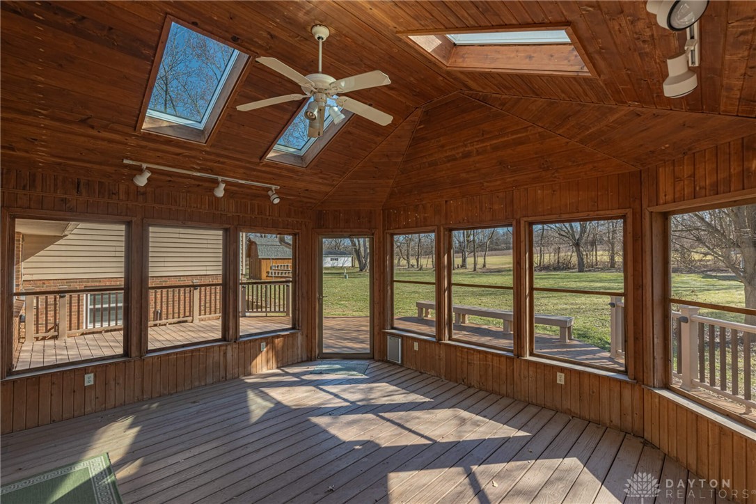 3997 Willowcrest Road, Beavercreek, Ohio image 43
