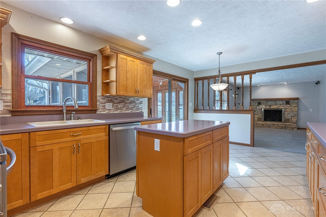 3997 Willowcrest Road, Beavercreek, Ohio image 7