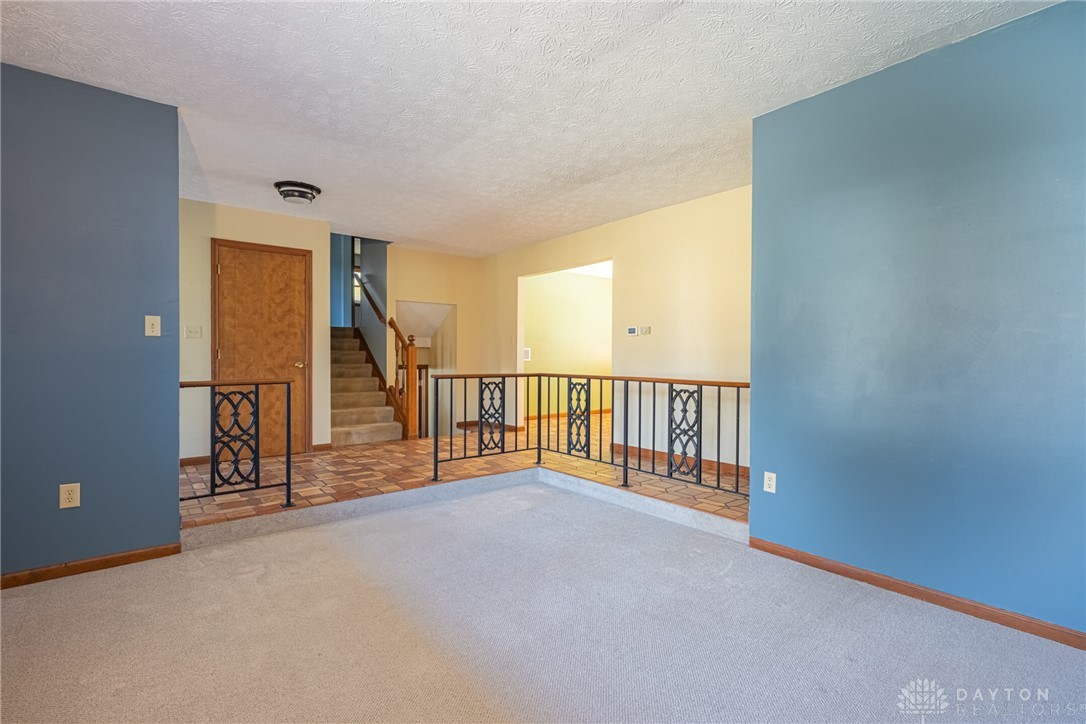 3997 Willowcrest Road, Beavercreek, Ohio image 5