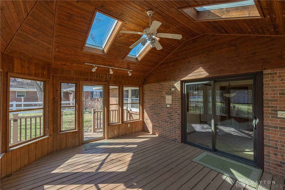 3997 Willowcrest Road, Beavercreek, Ohio image 42
