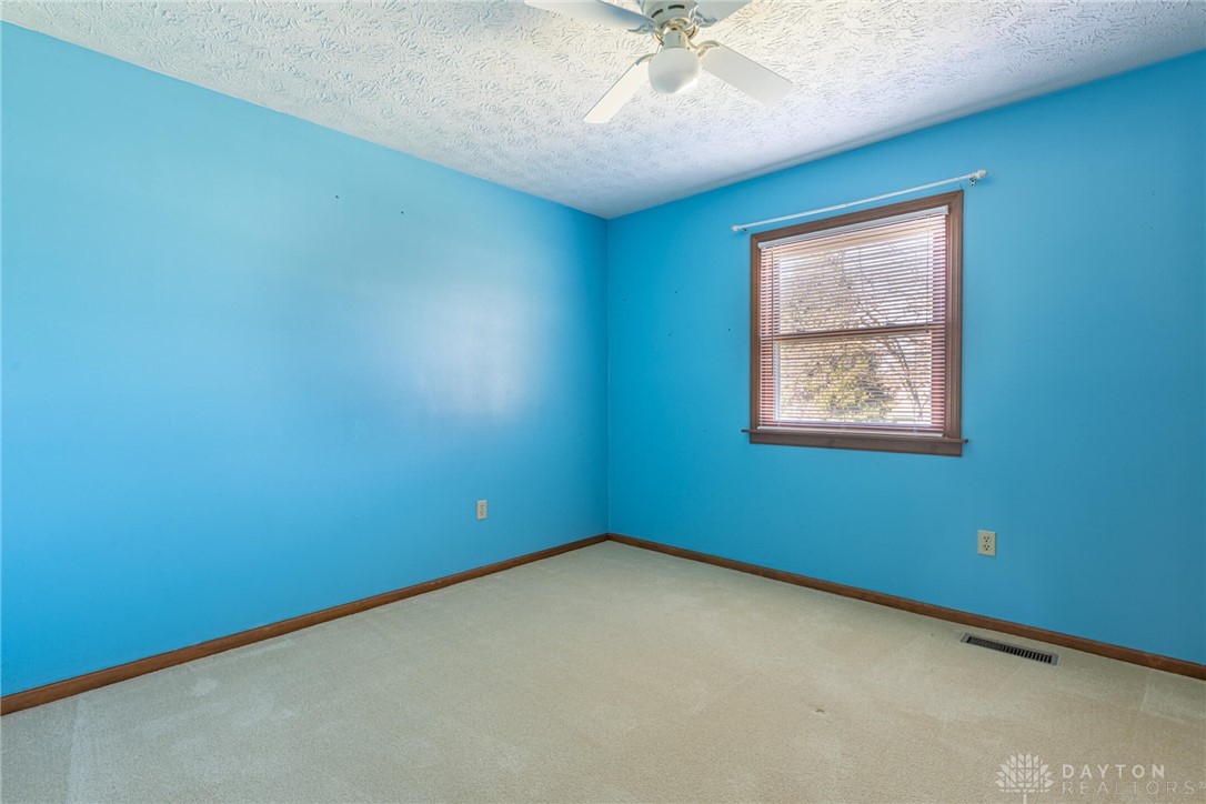 3997 Willowcrest Road, Beavercreek, Ohio image 18