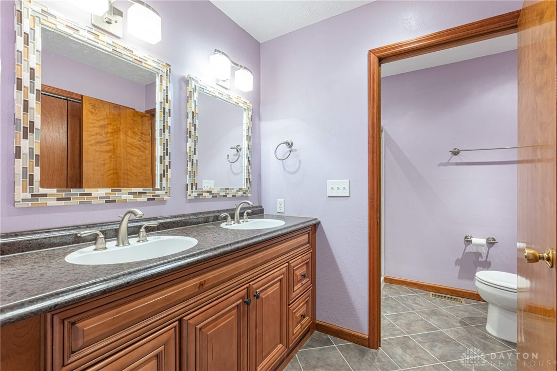 3997 Willowcrest Road, Beavercreek, Ohio image 29