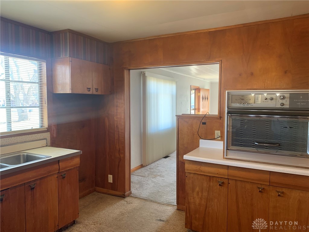 3553 Cozy Camp Road, Moraine, Ohio image 8