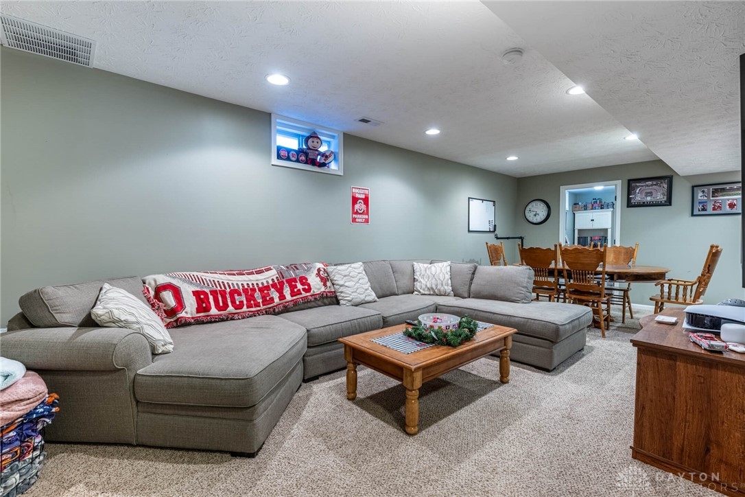 6010 Blackford Way, Tipp City, Ohio image 20