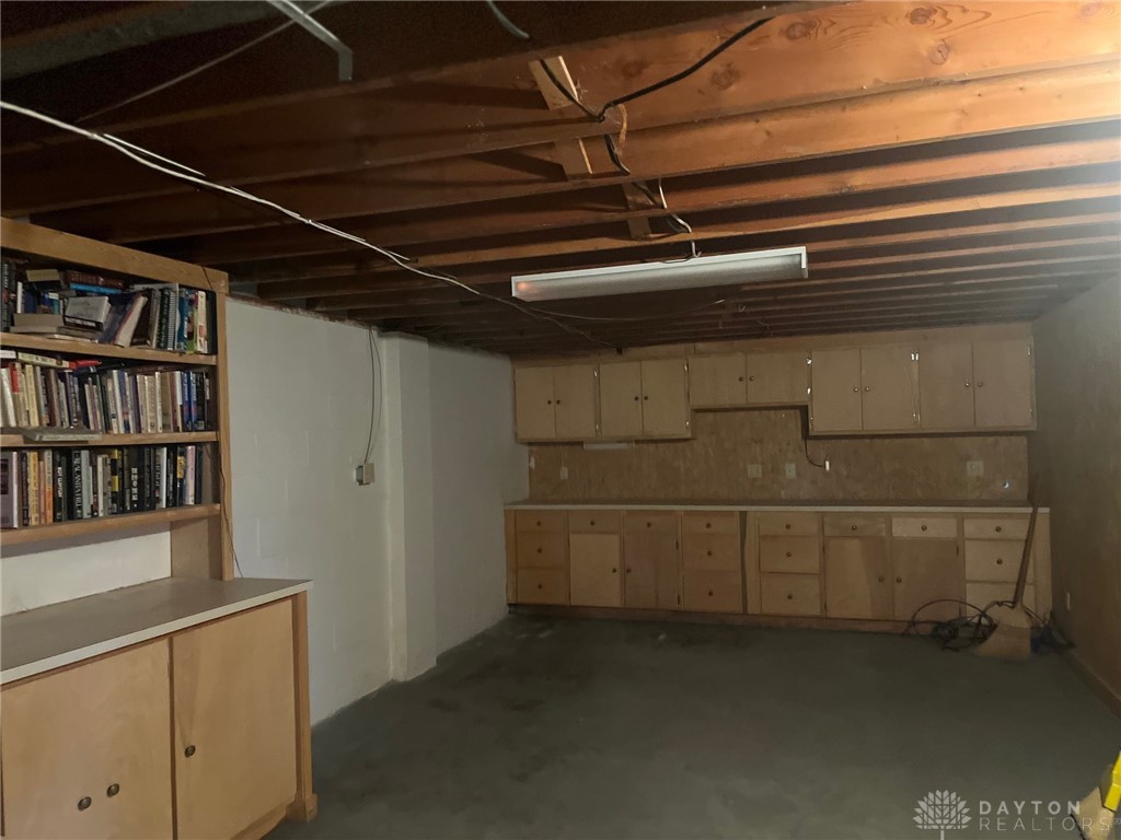 Springfield, Ohio 45504, United States, 3 Bedrooms Bedrooms, ,2 BathroomsBathrooms,Residential,Active,249106