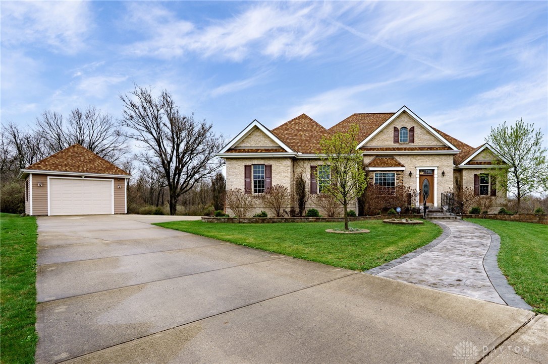 4254 Hummingbird Way, Springfield, Ohio image 3