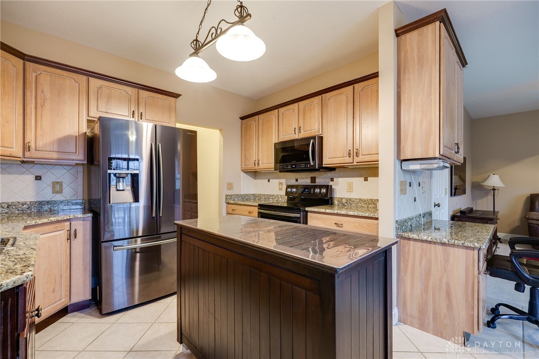 4254 Hummingbird Way, Springfield, Ohio image 17