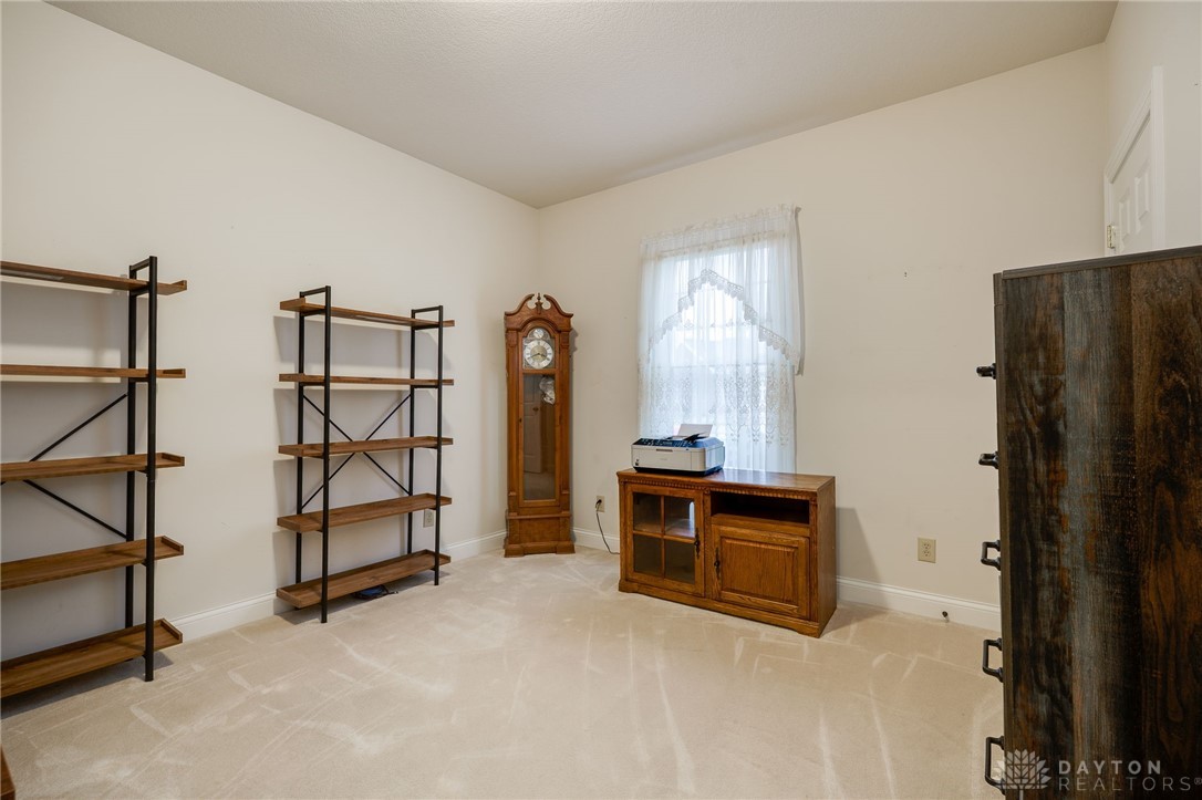 4254 Hummingbird Way, Springfield, Ohio image 26