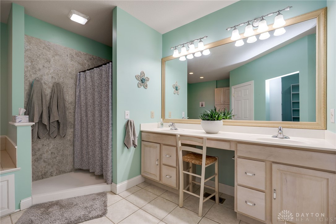 4254 Hummingbird Way, Springfield, Ohio image 30