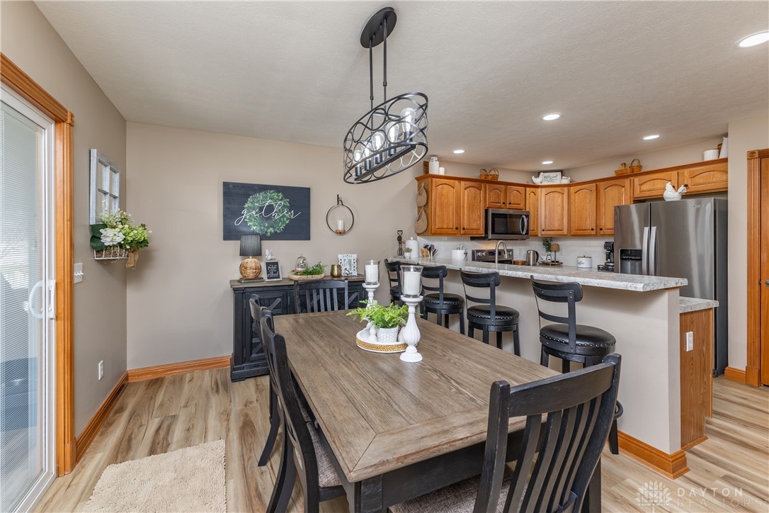 2733 Fieldbrook Court, Troy, Ohio image 24