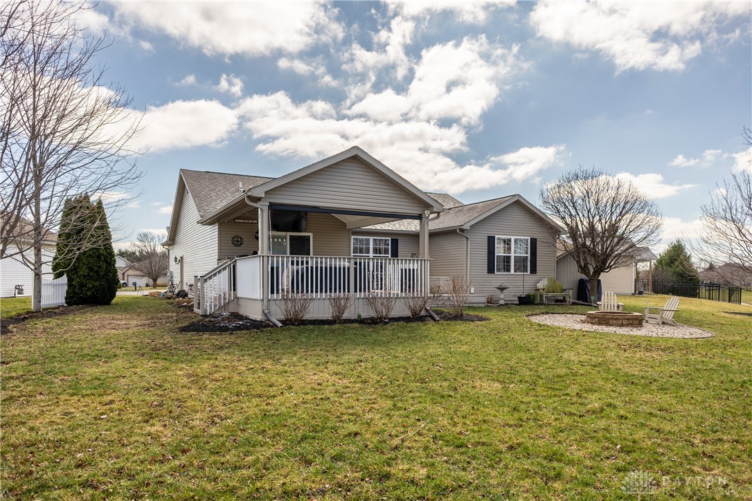 2733 Fieldbrook Court, Troy, Ohio image 11