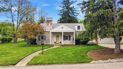 Photo of 1015 Laurelwood Road, Kettering, OH 45409 (MLS # 958307)