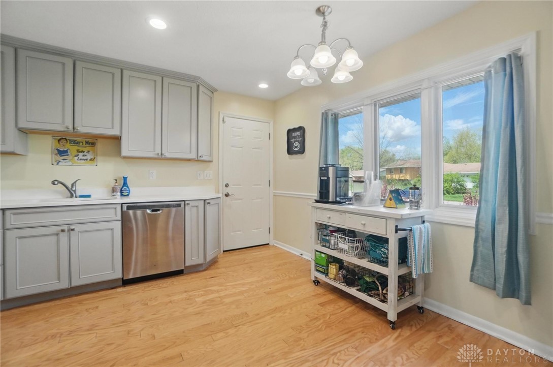 5675 Oak Valley Road, Dayton, Ohio image 26