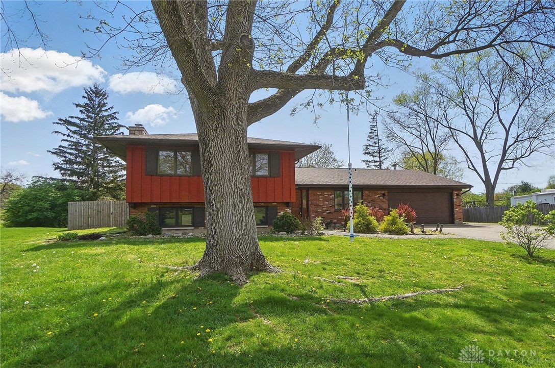 5675 Oak Valley Road, Dayton, Ohio image 6